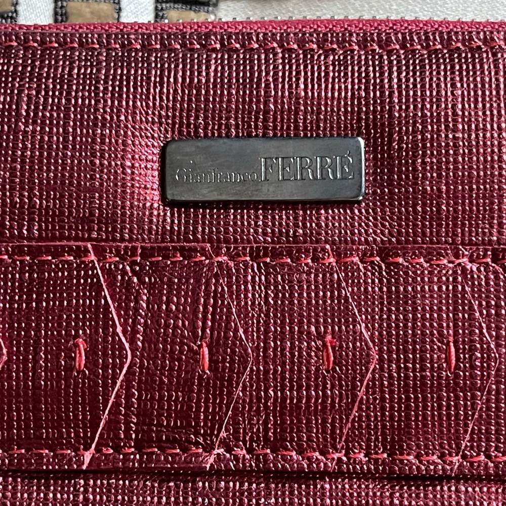 Gianfranco Ferre Metallic Red Leather Wallet - Picture 2 of 9
